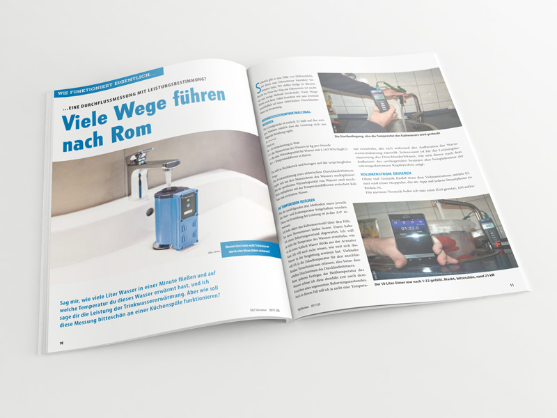 Broschüre mit aufgeschlagenem Artikel „Durchflussmessung mit Leistungsbestimmung“
